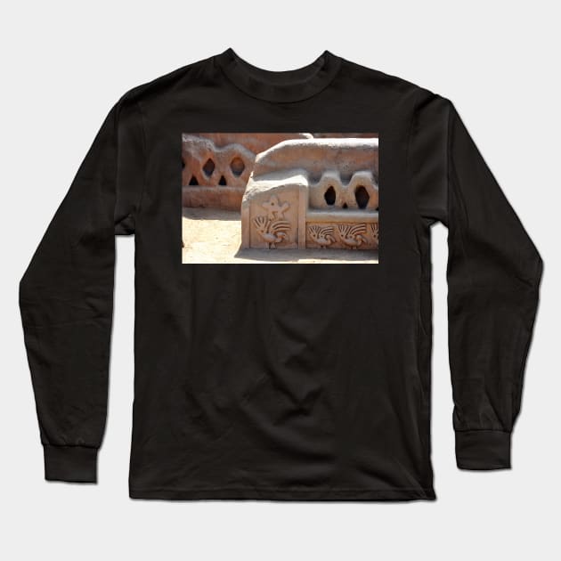 Pérou - Huanchaco Site de Chan Chan Long Sleeve T-Shirt by franck380